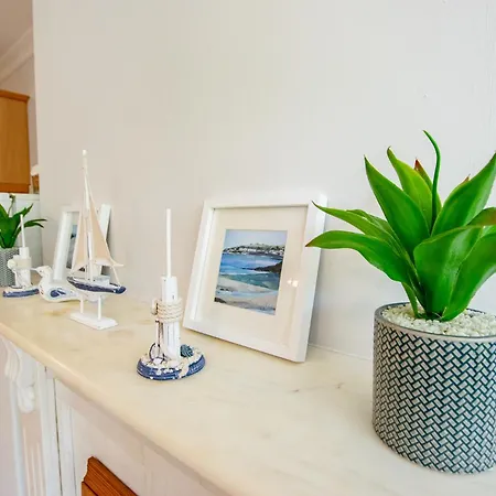 Vakantiehuis 54 - Spacious Townhouse By Shortstays Galway