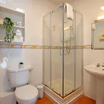 Semesterbostad 54 - Spacious Townhouse By Shortstays